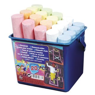 Sidewalk chalk in bucket, 20pcs.