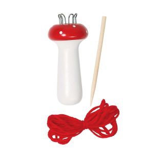 Champignon à tricoter avec aiguille en bois et fil